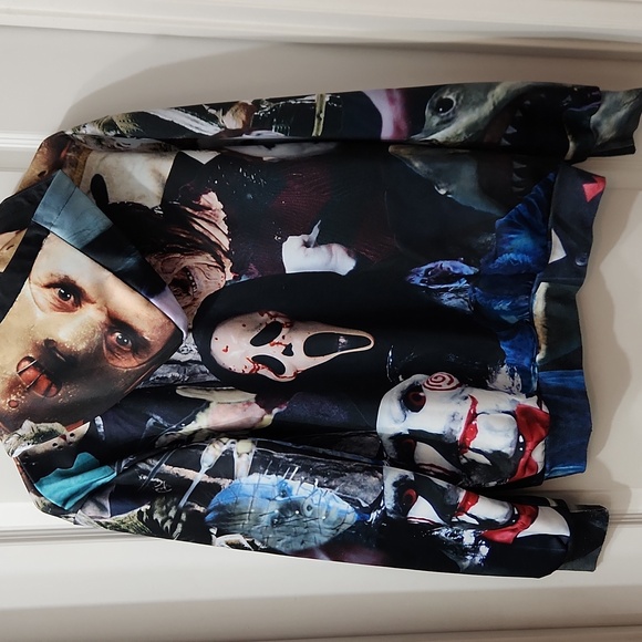 Horror Sweater - Picture 3 of 7